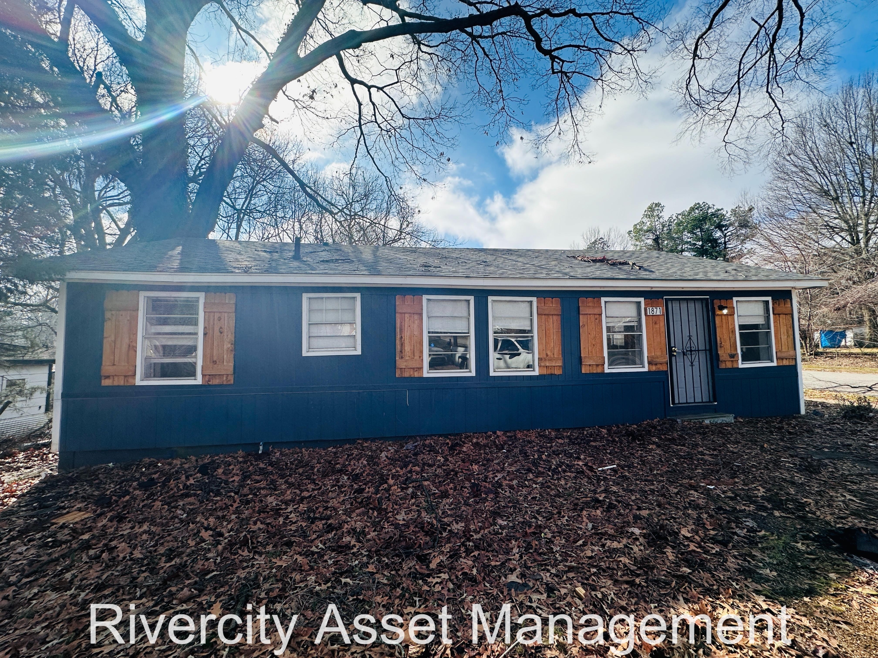 Property main image