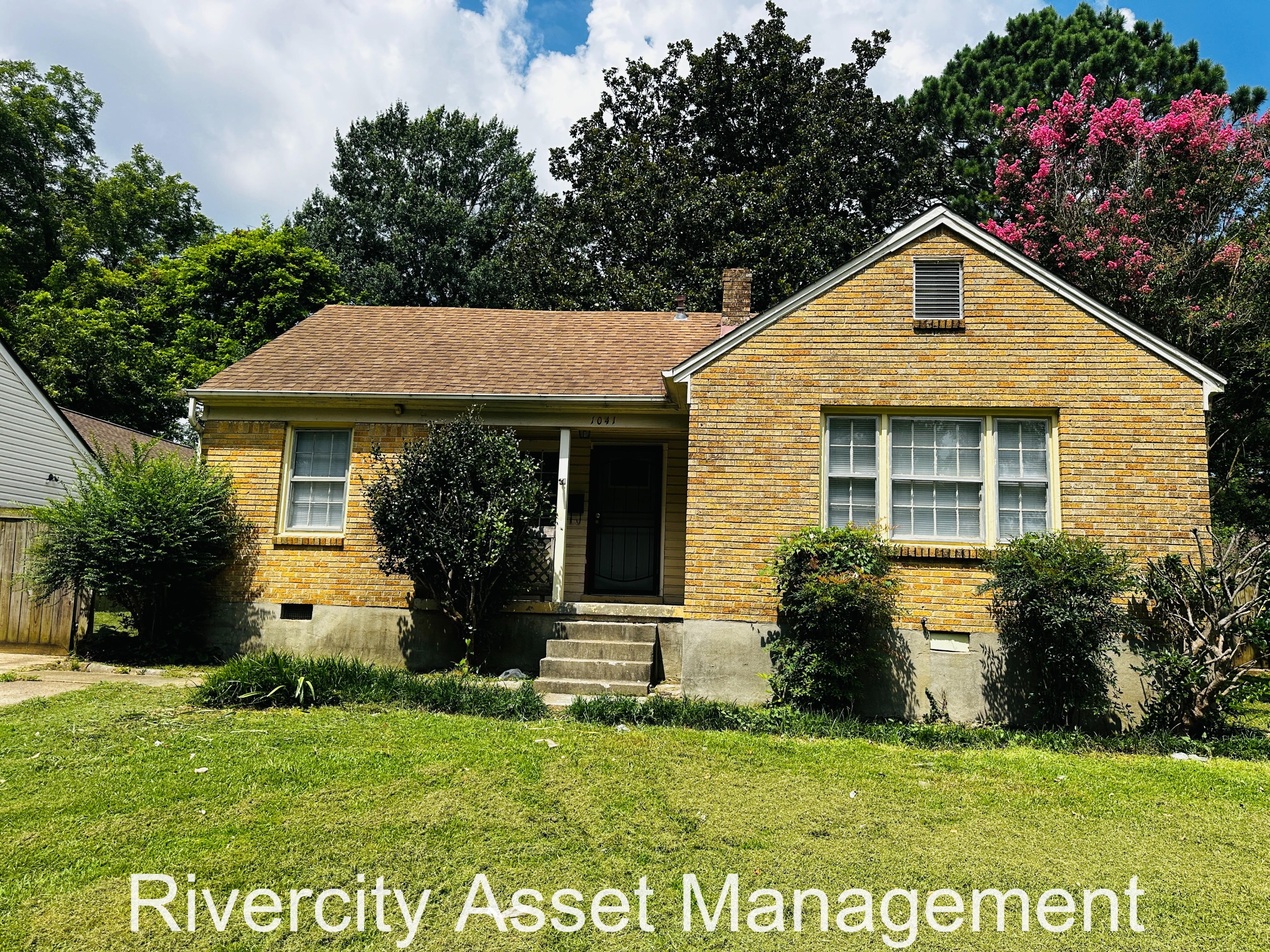 1041 Vaughn Road