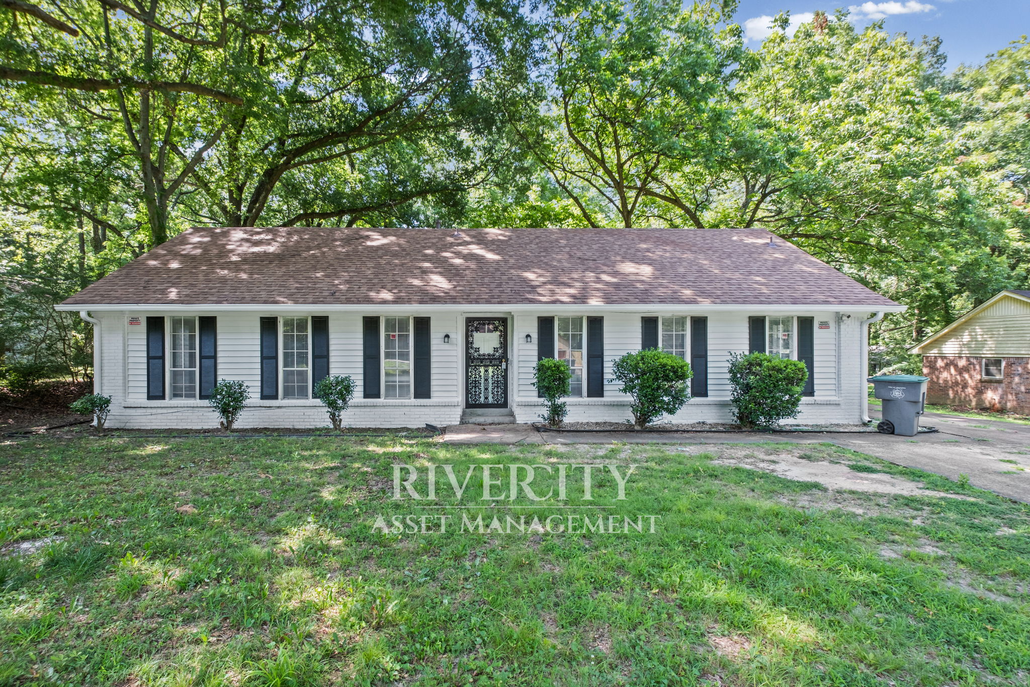 895 Brownlee Road