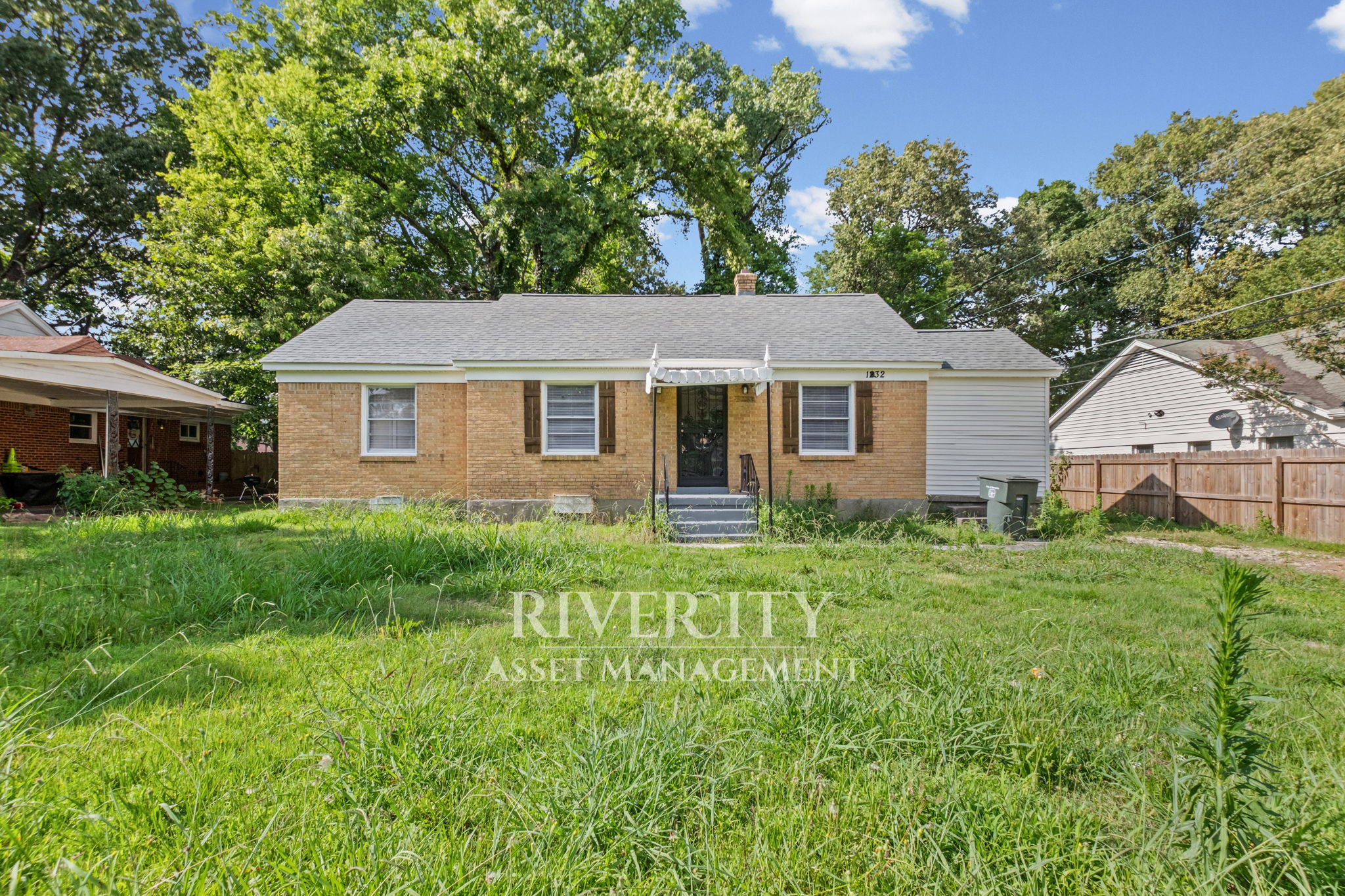 1232 Vaughn Road
