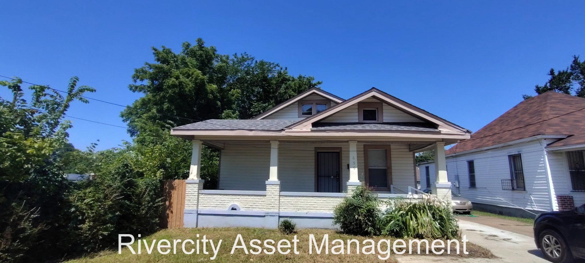 659 Decatur Street